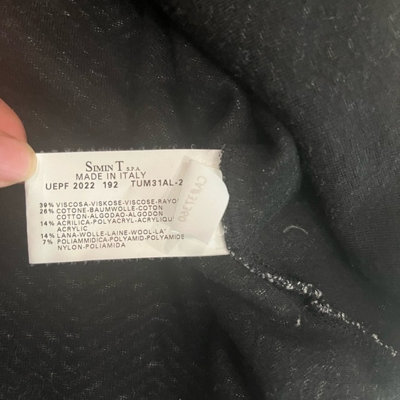 [L]Armani Collezioni Black/White Herringbone wool Blend Pullover Sweater Toggle - Picture 10 of 10